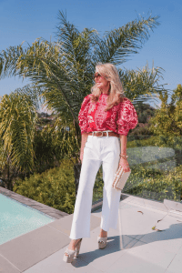 12 Summer Mom Outfit Trends 2026: Cute, Casual, Comfy Looks for All Sizes and Hot Weather Days