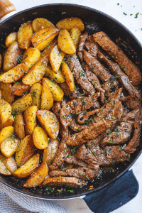 8 Campfire Skillet Recipes for Cozy Evenings
