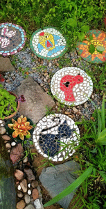 10 DIY Outdoor Decorations for a Charming Garden