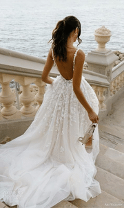 10 Stylish Open-Back Wedding Dresses for Every Bridal Style